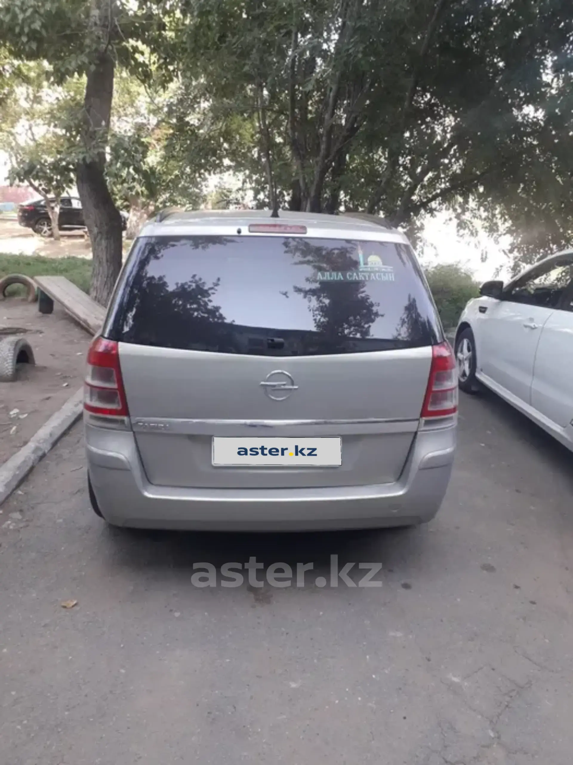 Opel Zafira 2011