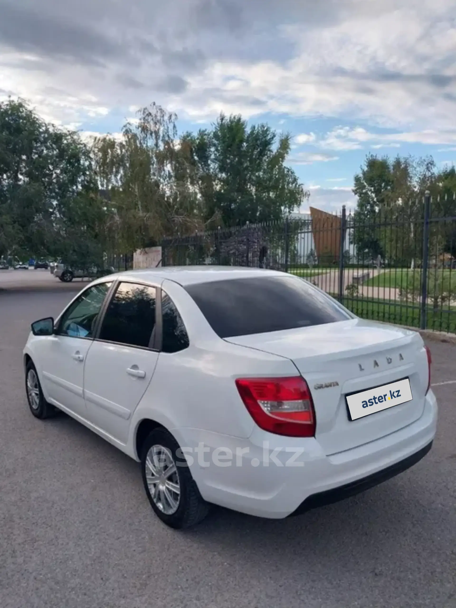 LADA (ВАЗ) Granta 2019