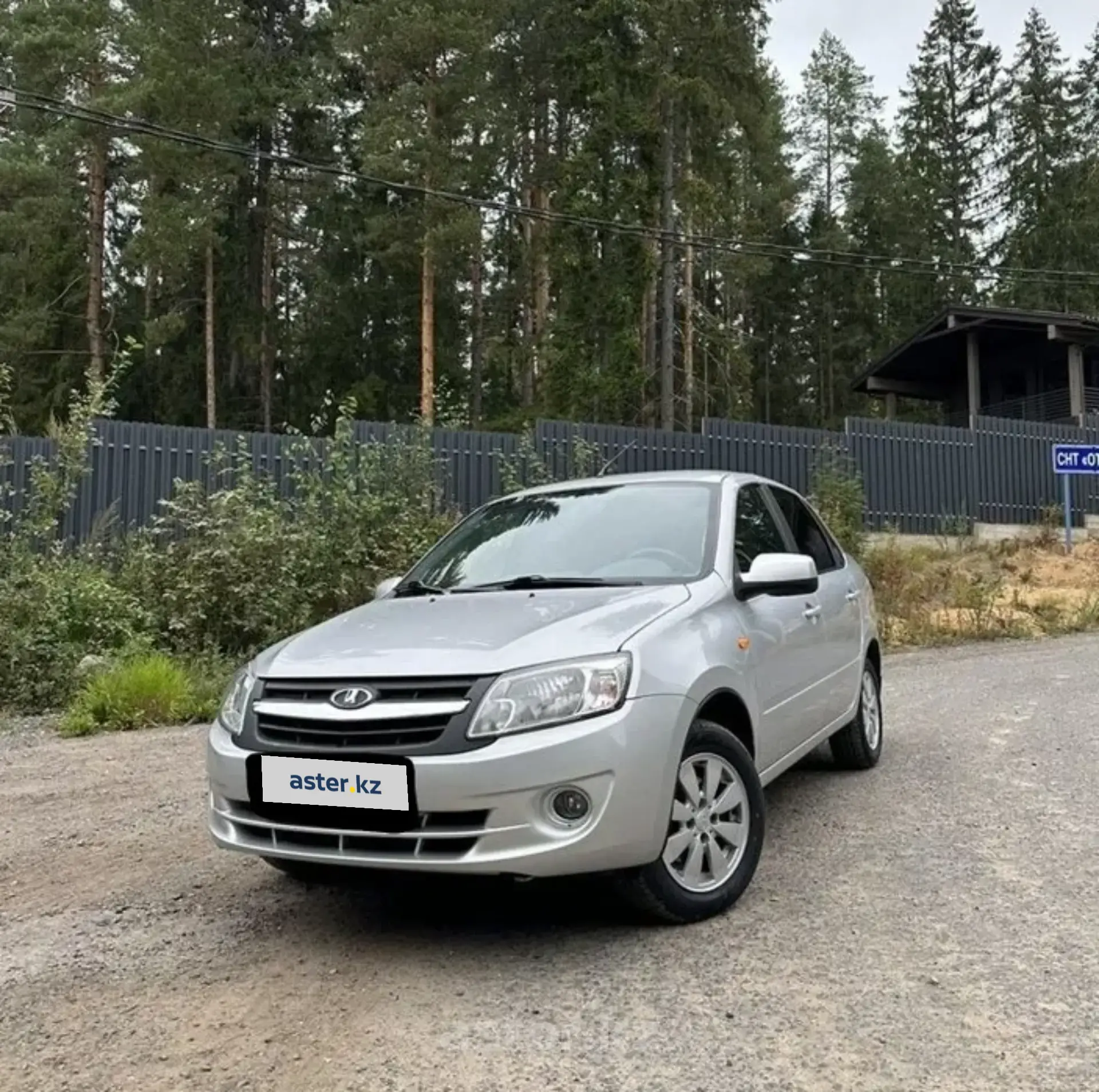 LADA (ВАЗ) Granta 2013