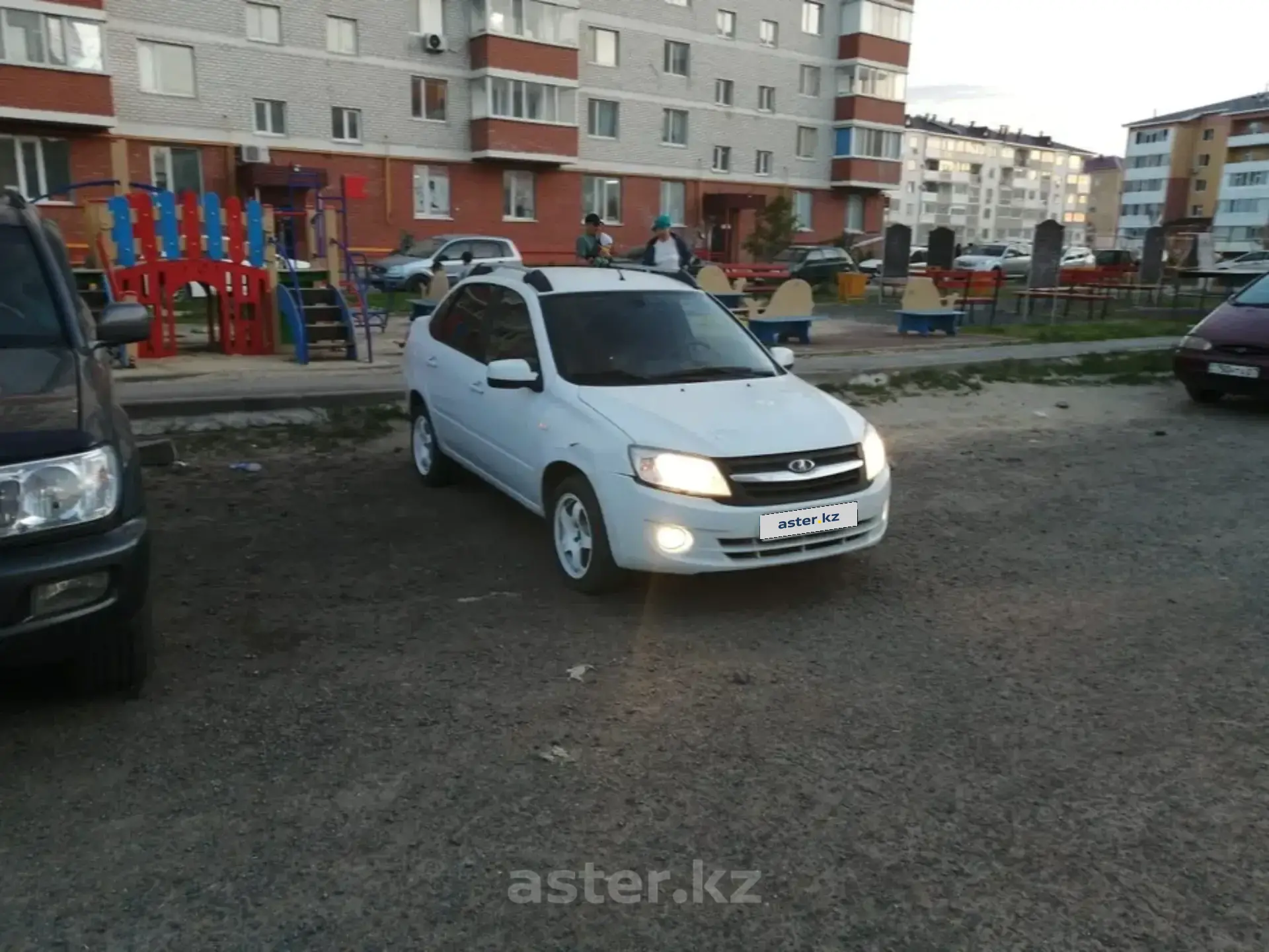 LADA (ВАЗ) Granta 2013