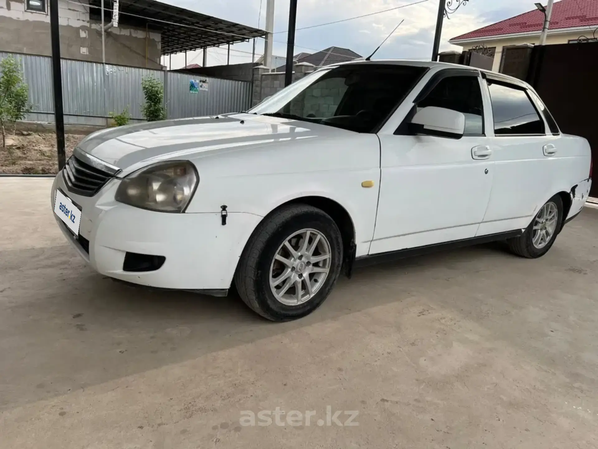 LADA (ВАЗ) Priora 2013