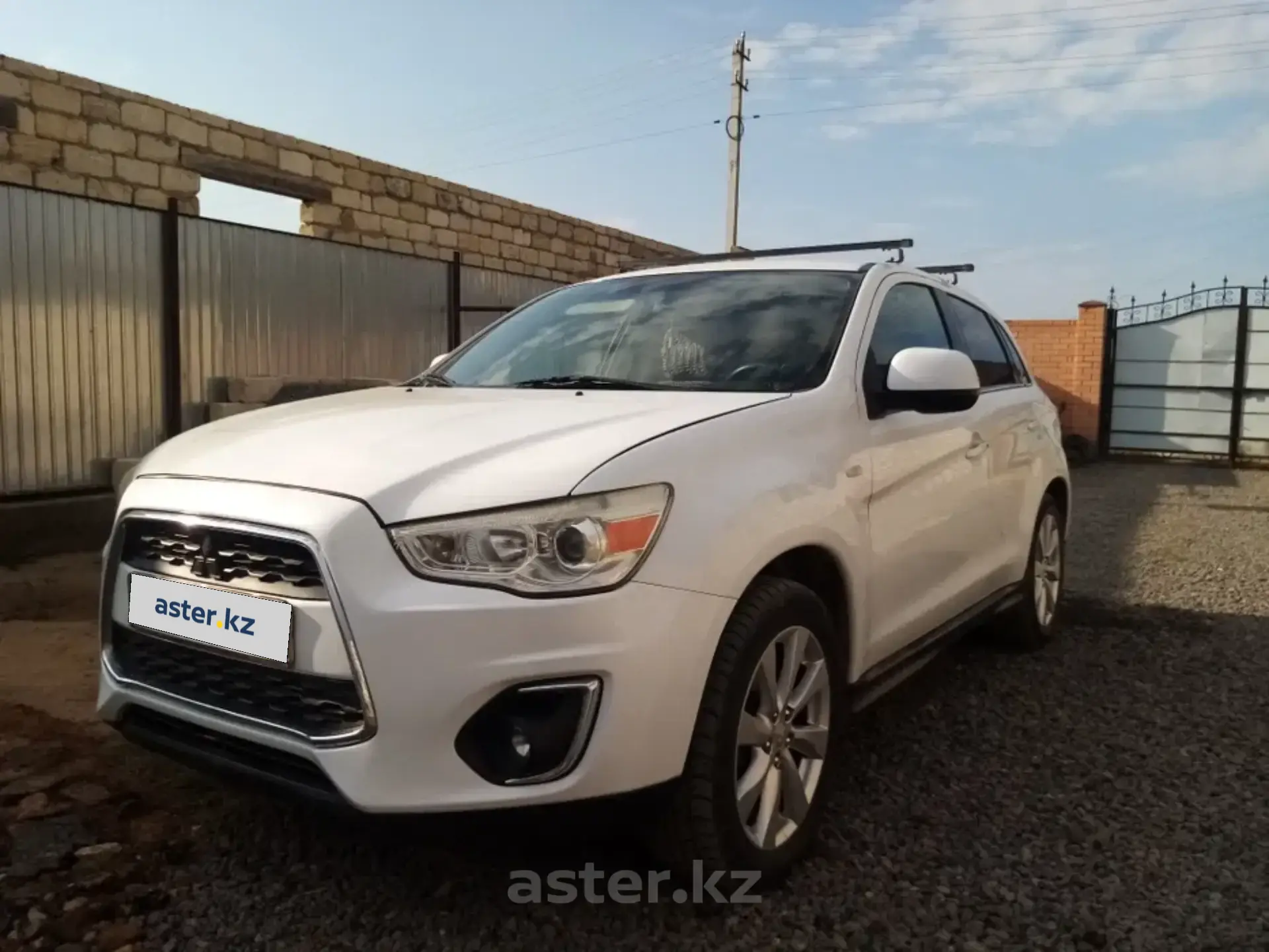 Mitsubishi Outlander 2012