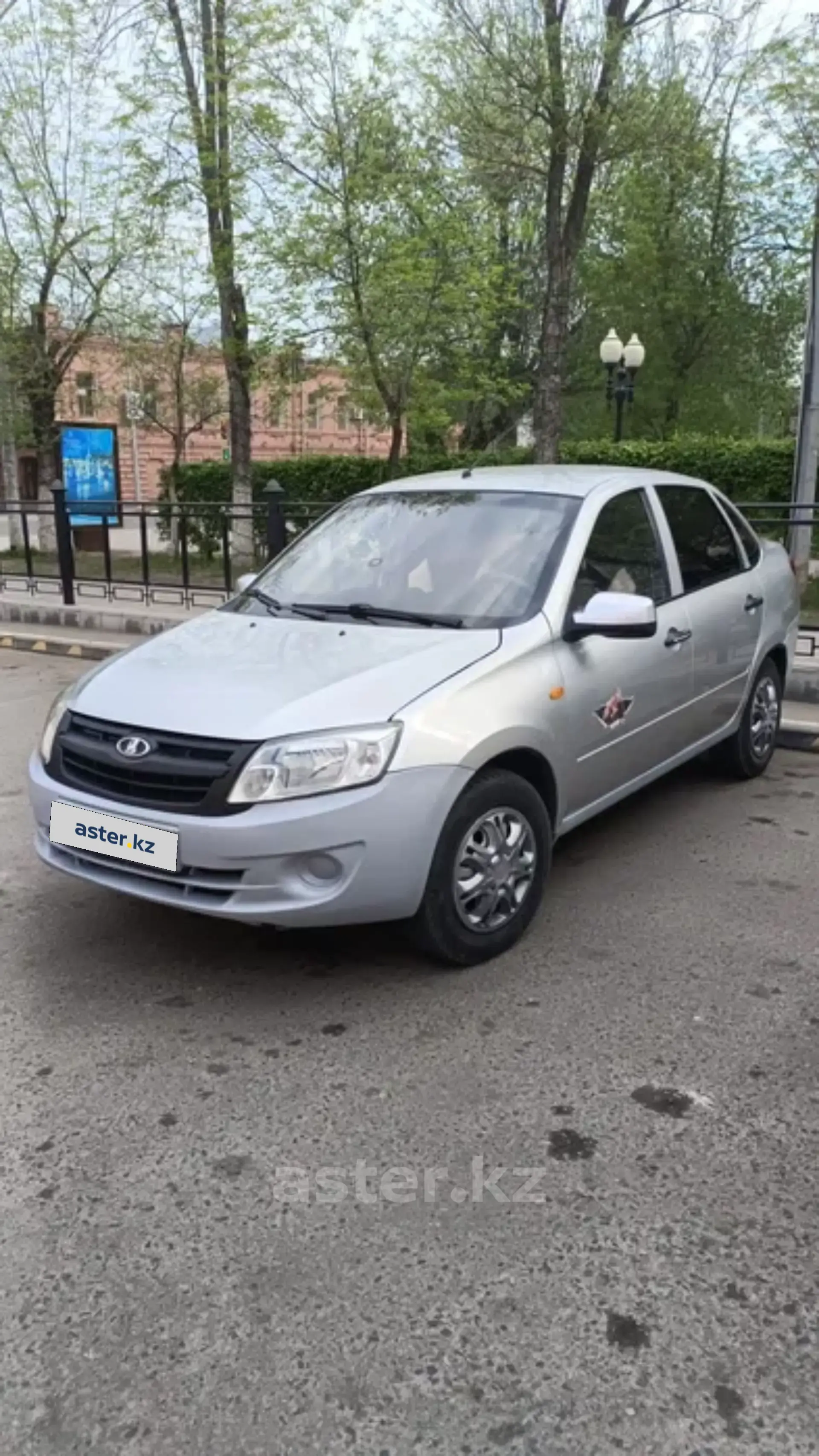 LADA (ВАЗ) Granta 2013