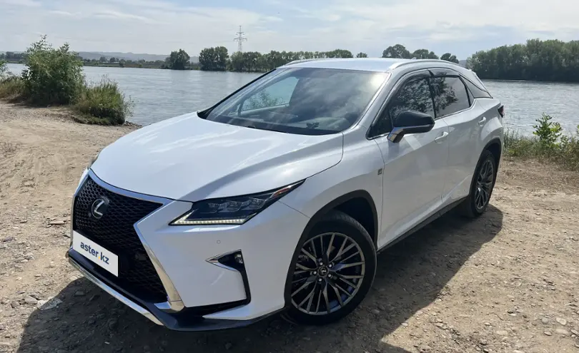 Lexus RX 2018 года за 24 100 000 тг. в Восточно-Казахстанская область