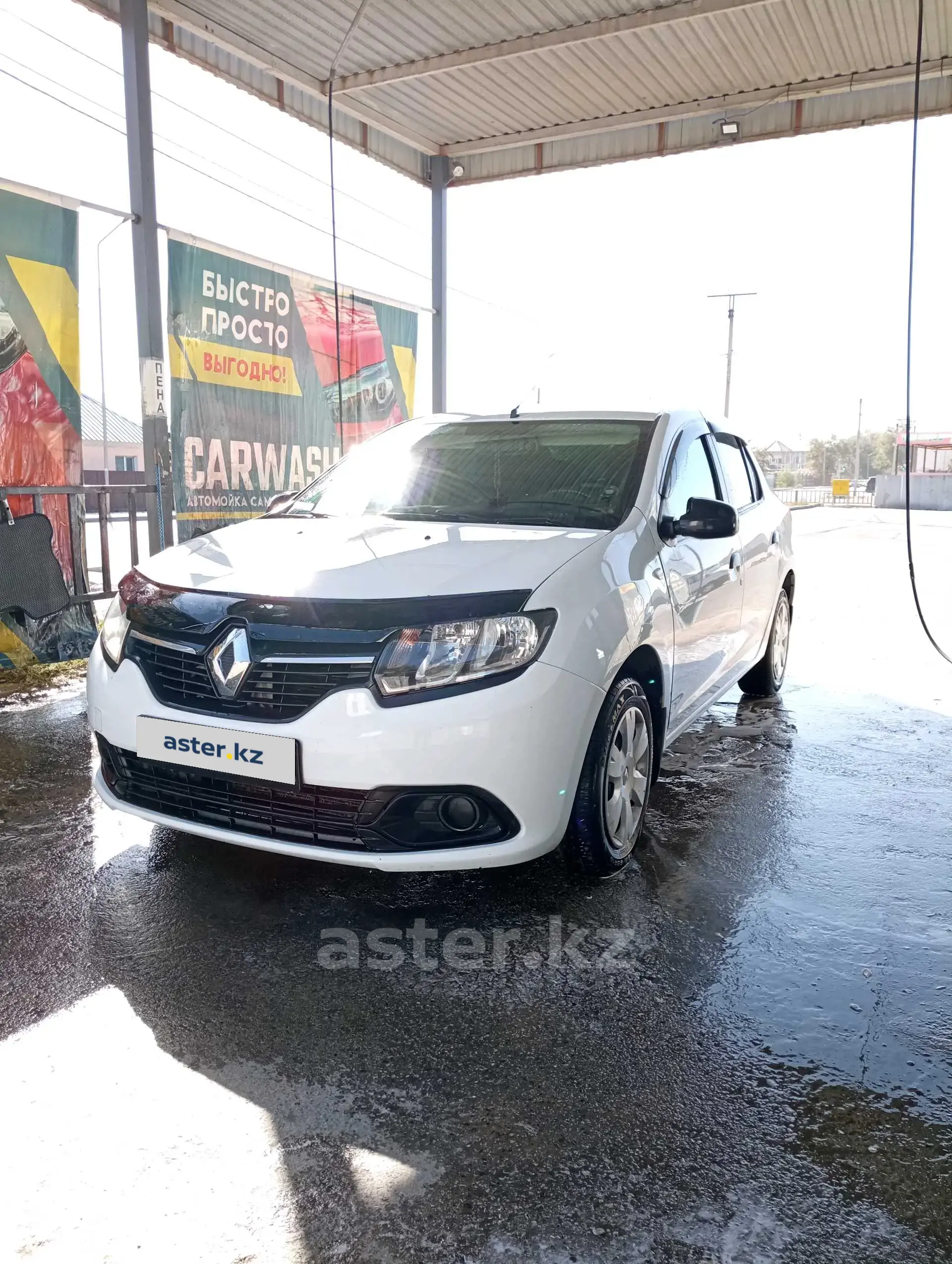 Renault Logan 2015