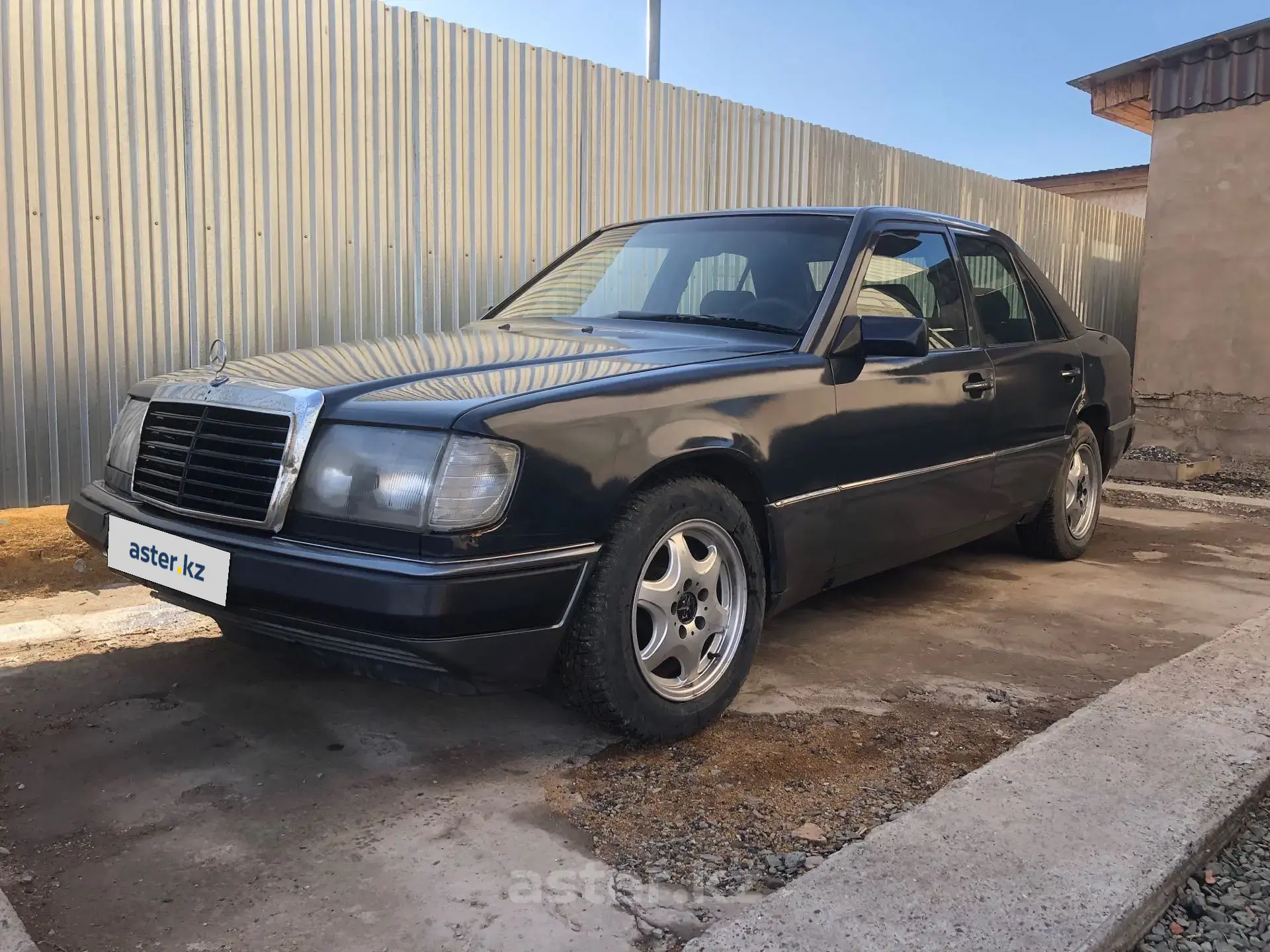 Mercedes-Benz W124 1992