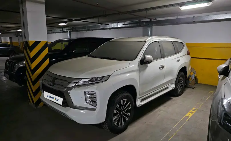 Mitsubishi Montero Sport 2023 года за 24 500 000 тг. в Астана