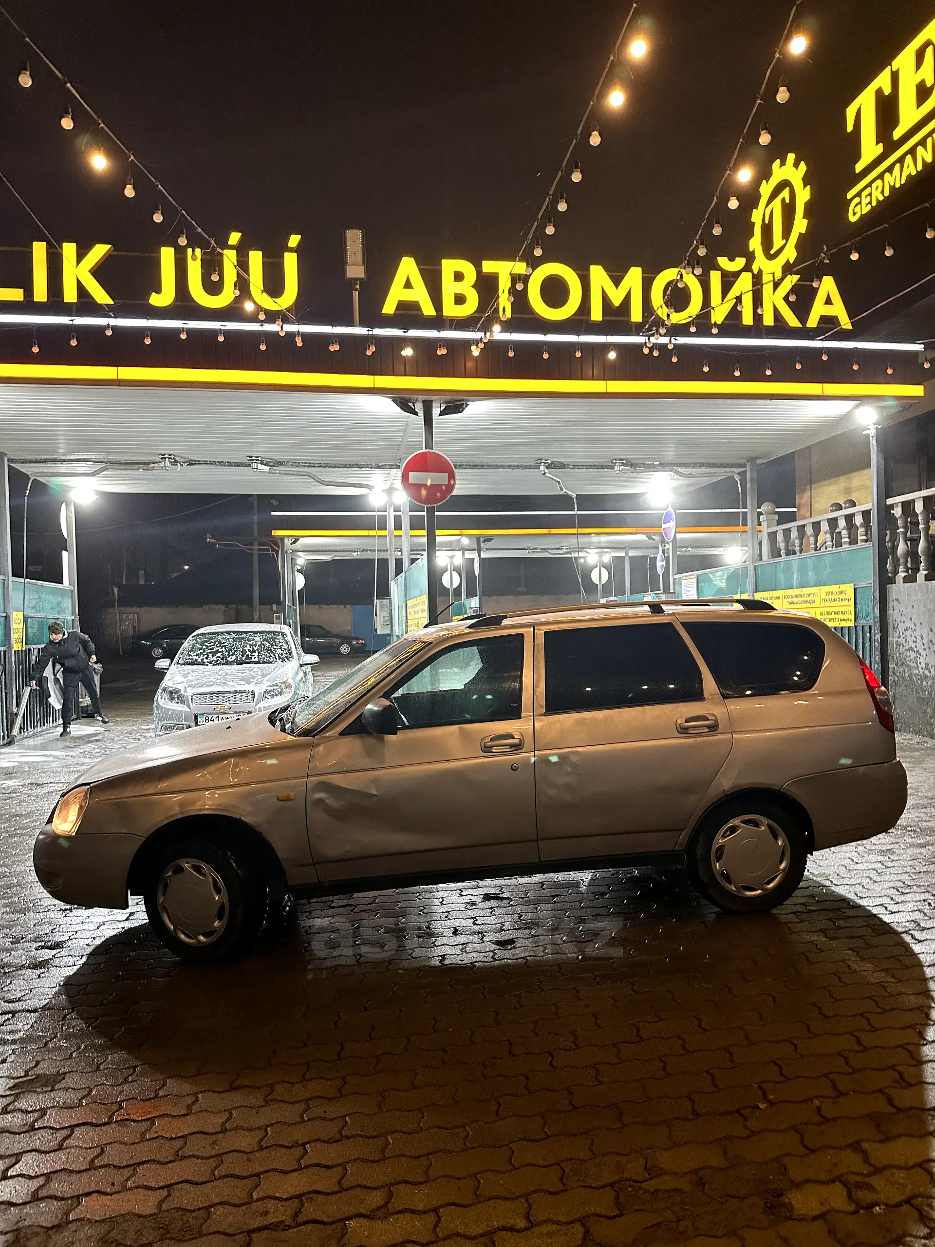 LADA (ВАЗ) Priora 2012