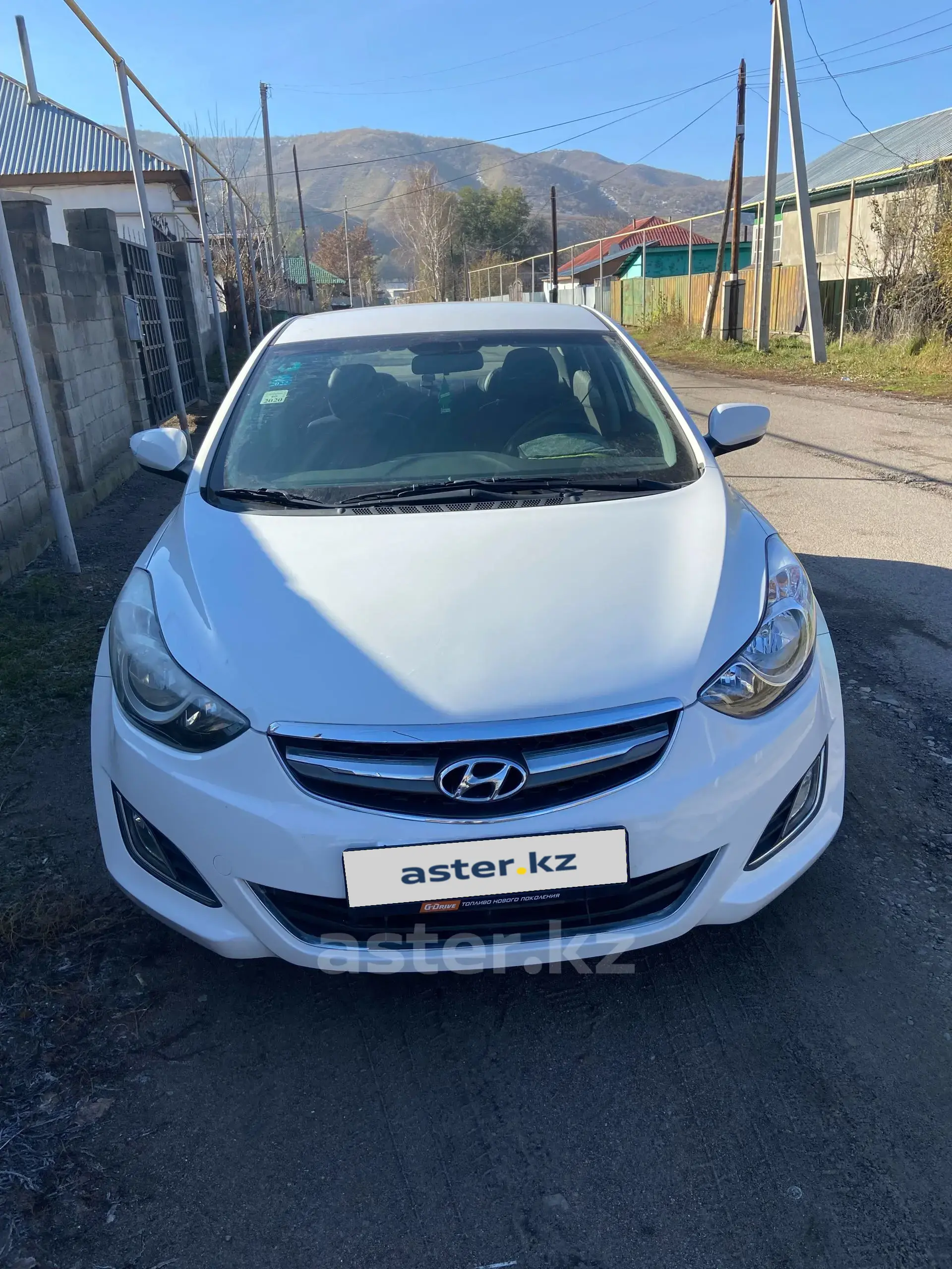 Hyundai Elantra 2015