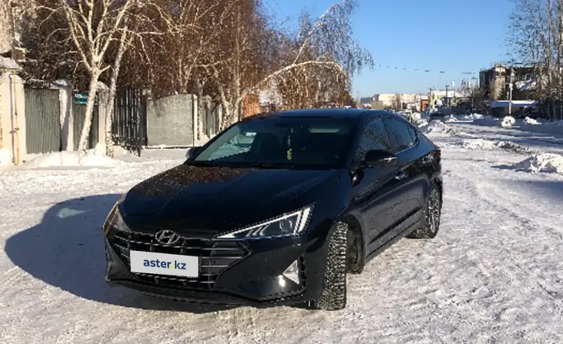 Hyundai Elantra 2019 года за 10 800 000 тг. в Астана
