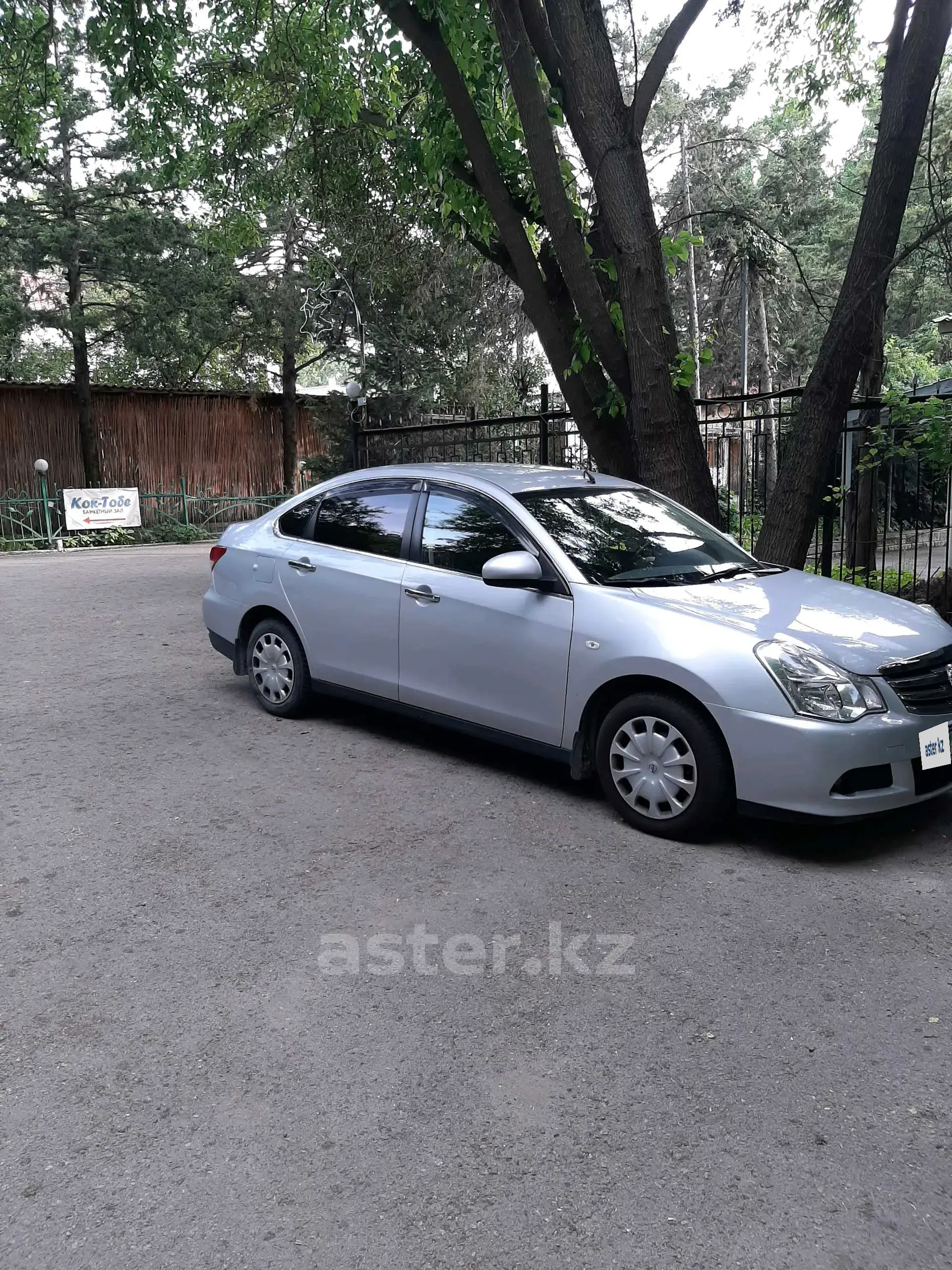 Nissan Almera 2015