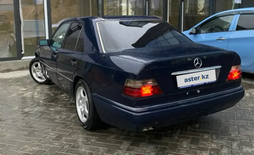 Mercedes-Benz E-Класс 1995 года за 2 900 000 тг. в Астана
