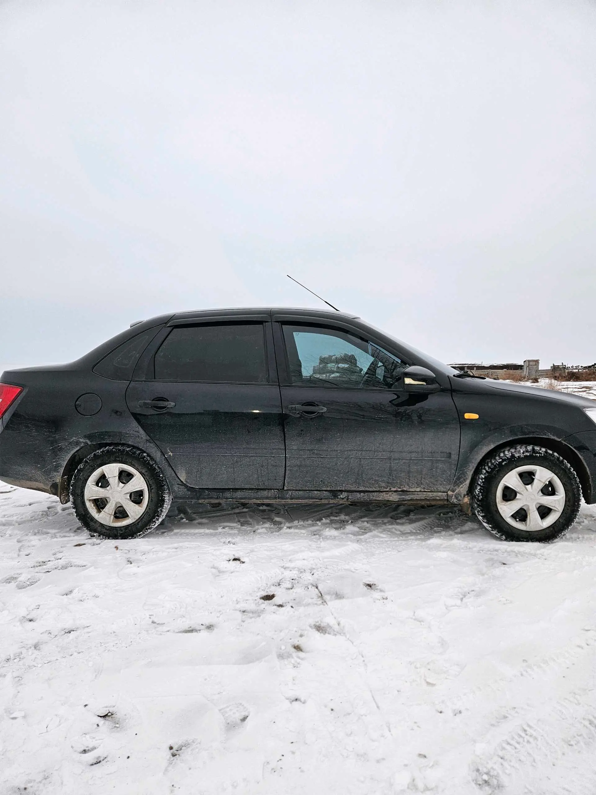 LADA (ВАЗ) Granta 2013