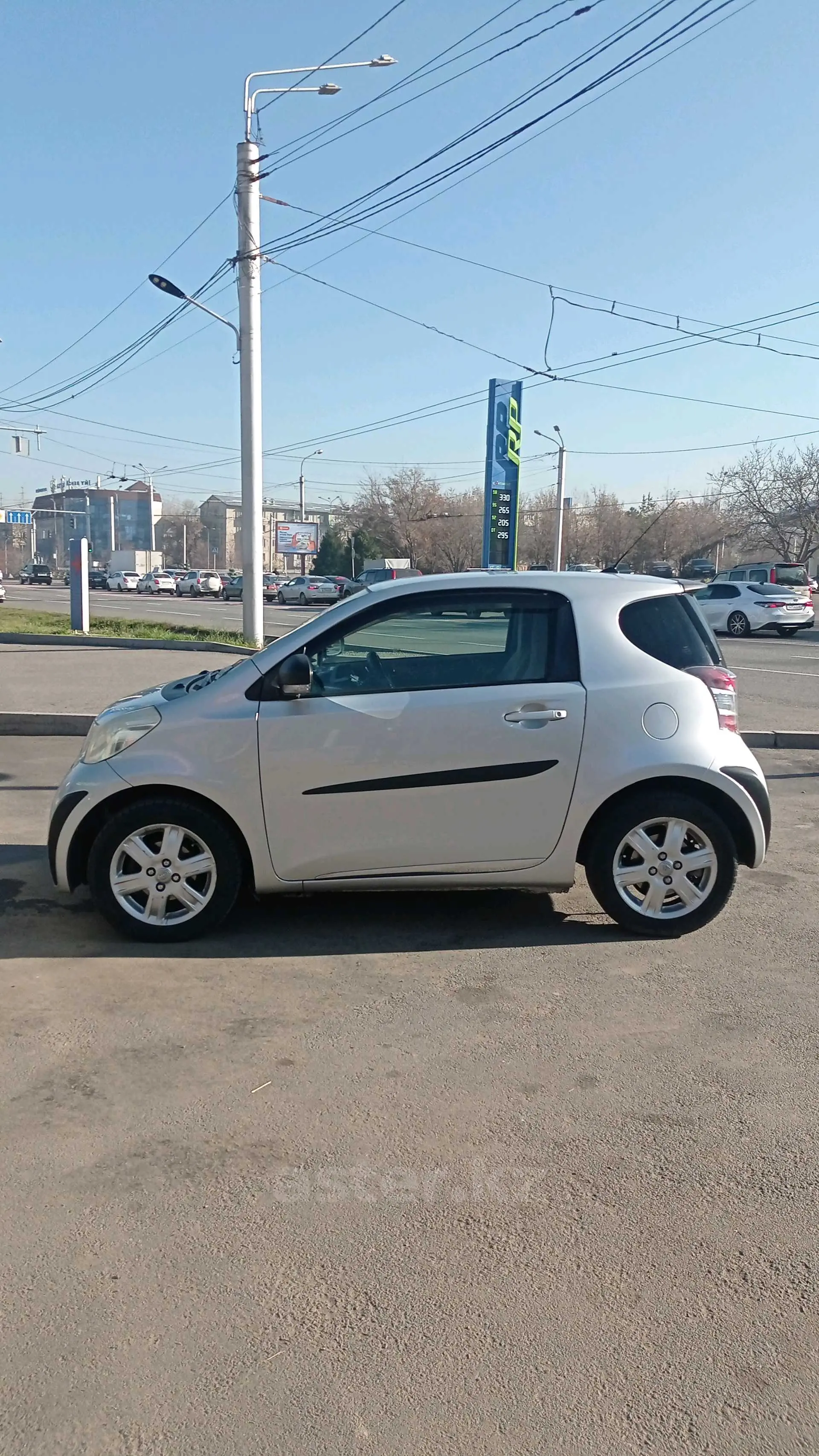 Toyota iQ 2009