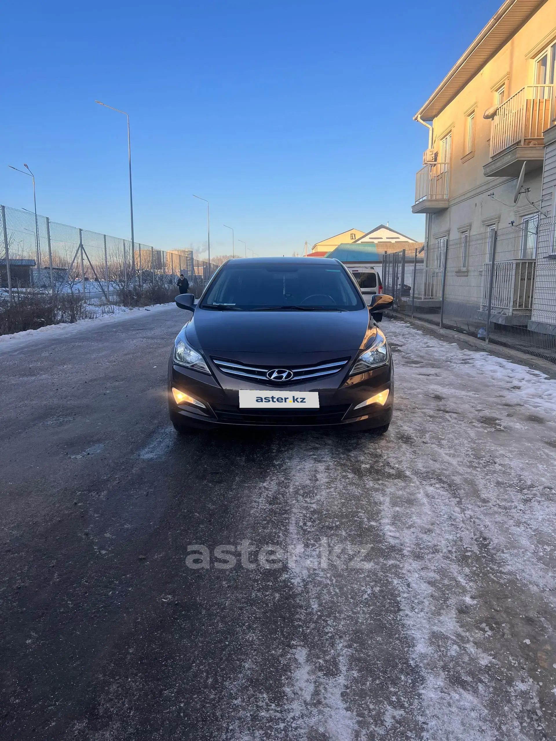 Hyundai Accent 2015