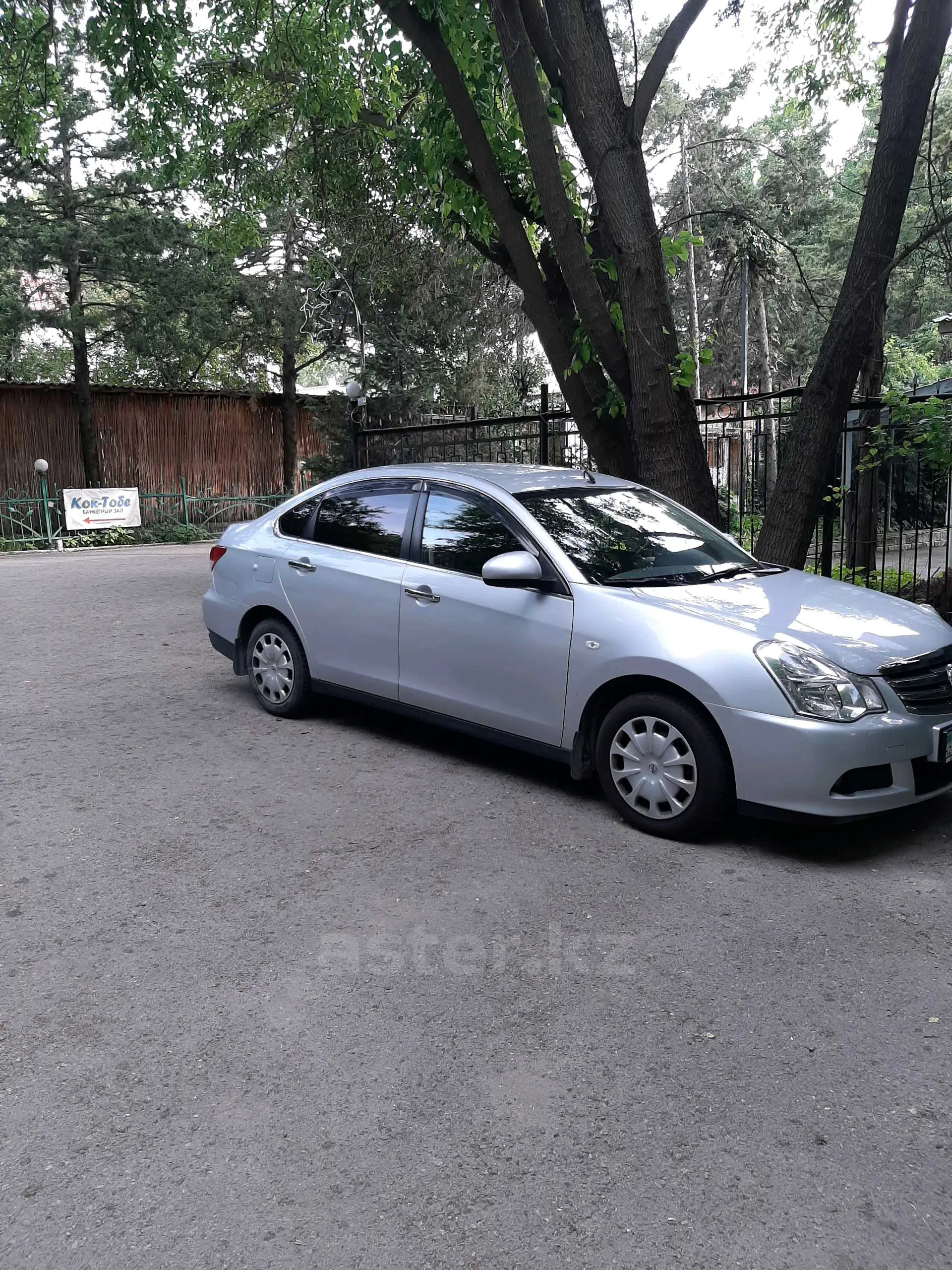 Nissan Almera 2015