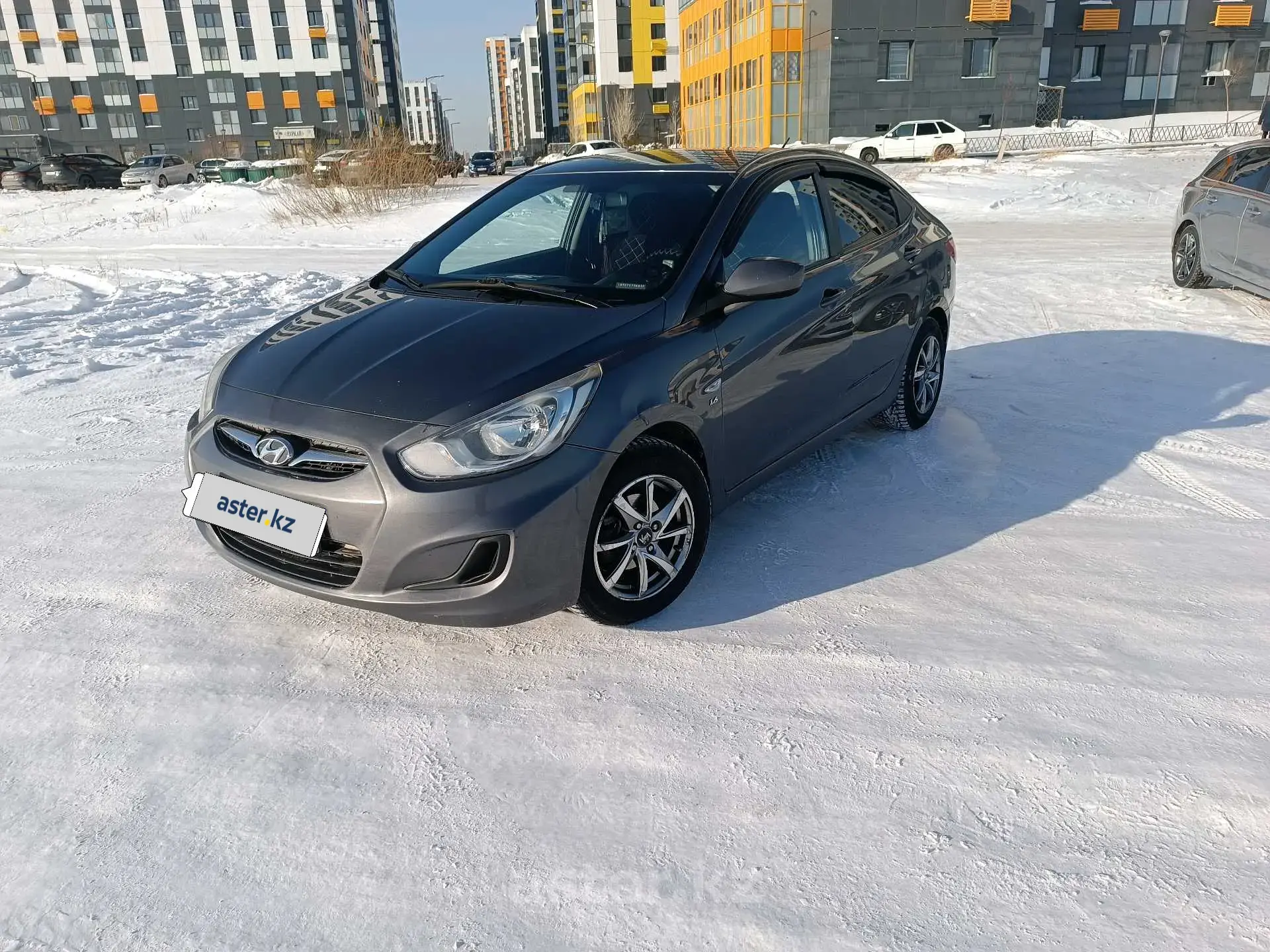 Hyundai Accent 2013