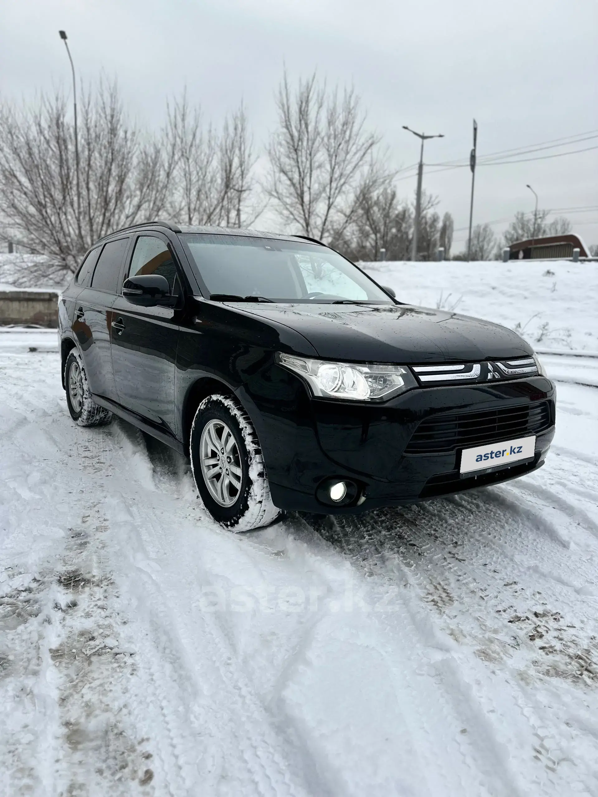 Mitsubishi Outlander 2013