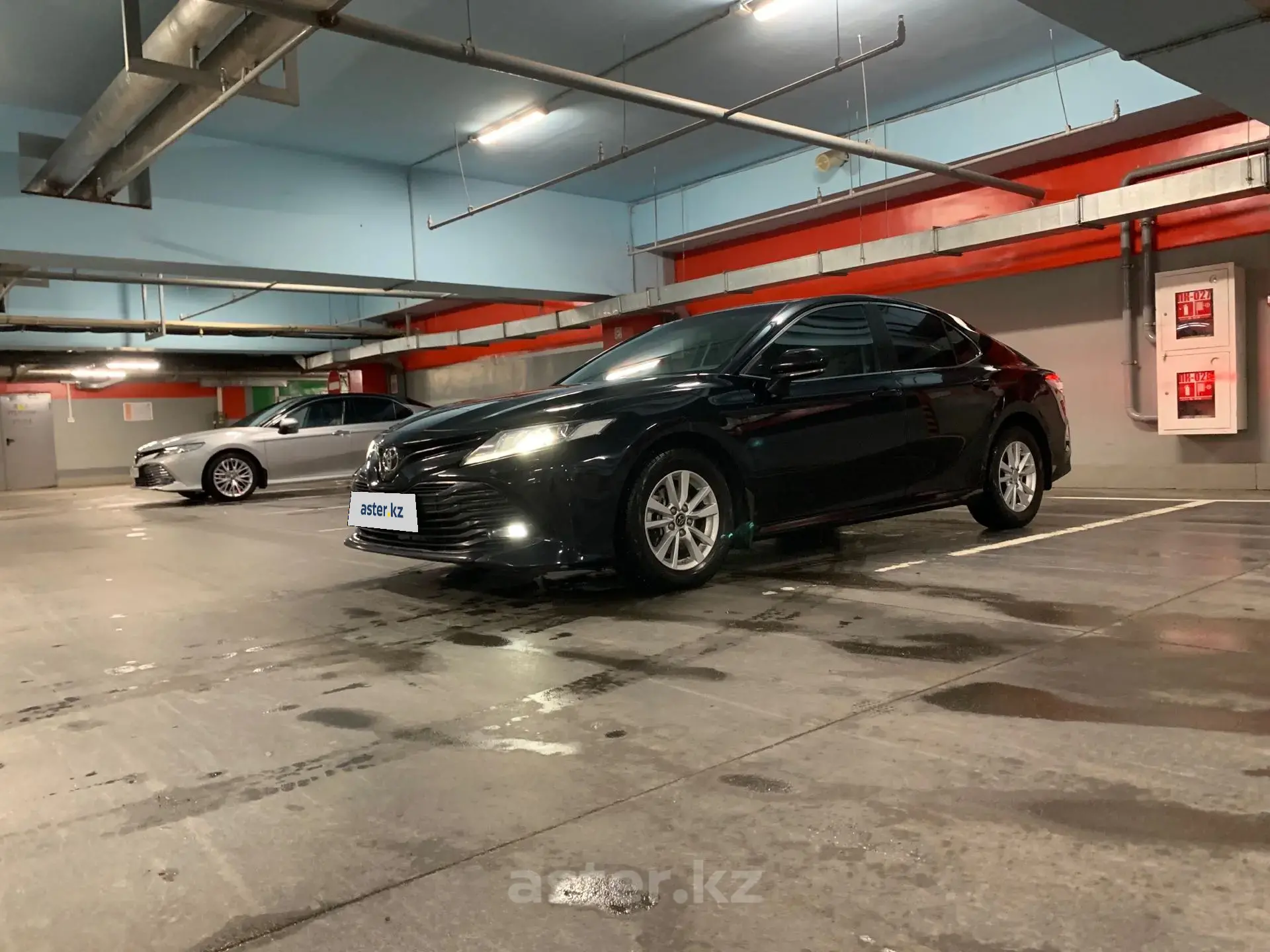 Toyota Camry 2019