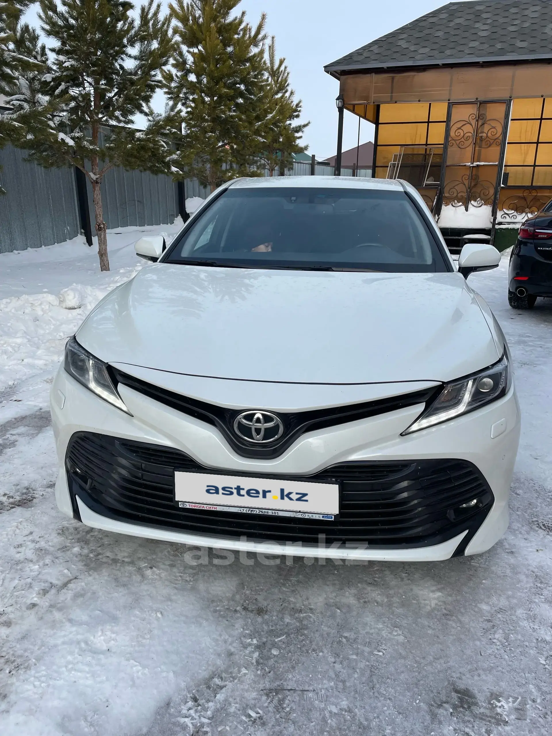 Toyota Camry 2021