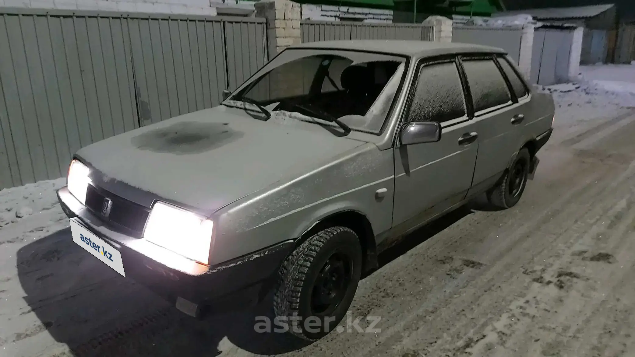 LADA (ВАЗ) 21099 2001