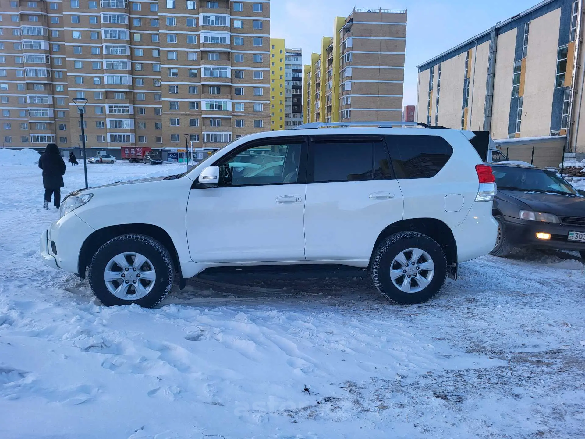 Toyota Land Cruiser Prado 2012