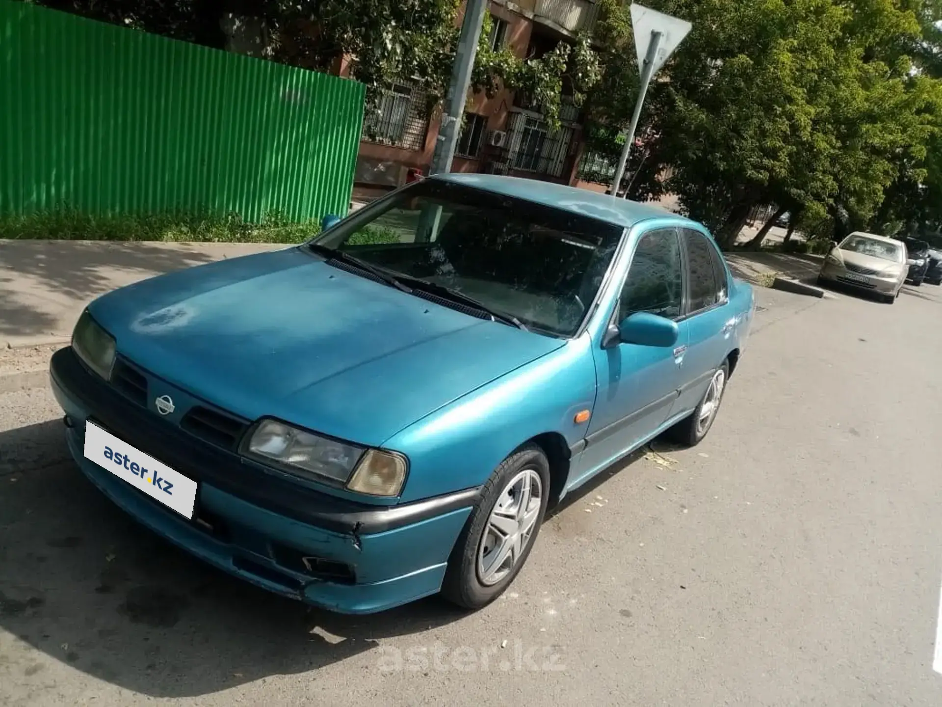 Nissan Primera 1996