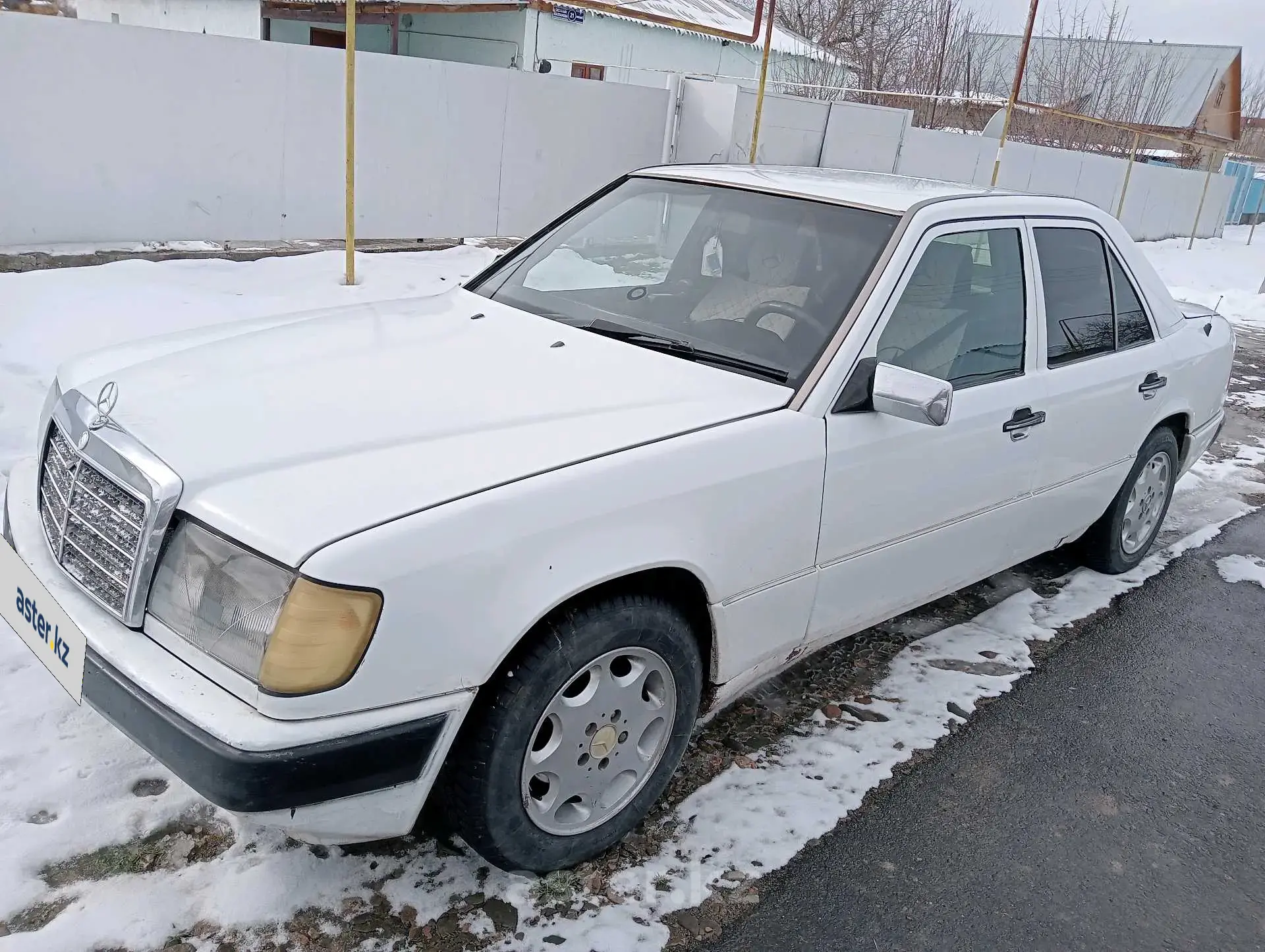 Mercedes-Benz E-Класс 1992