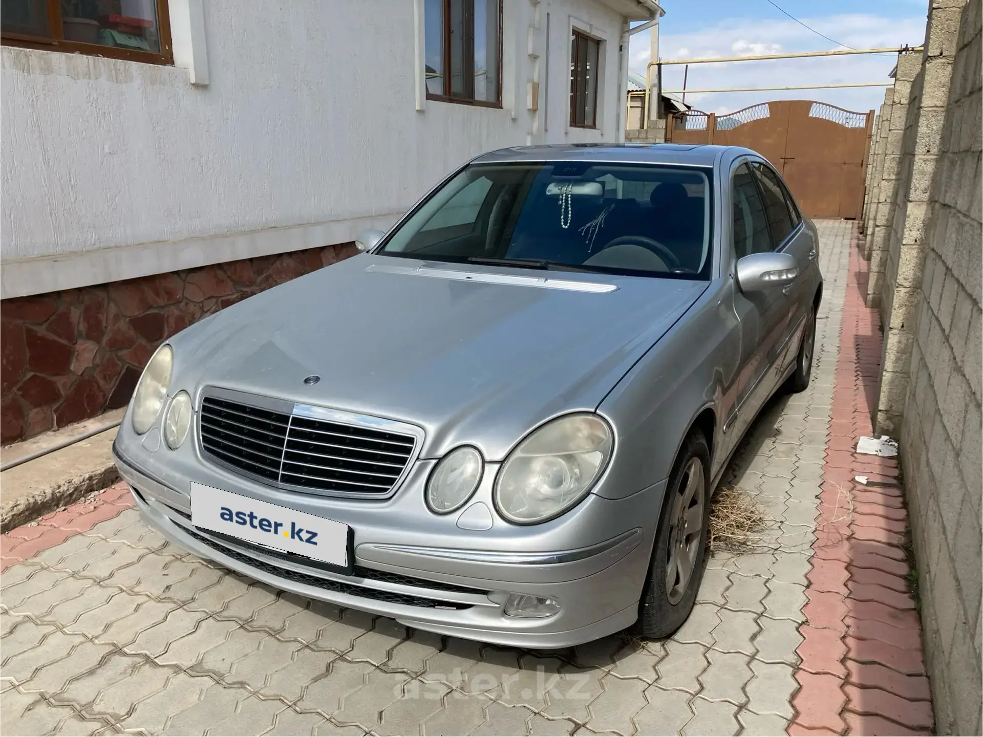 Mercedes-Benz E-Класс 2002