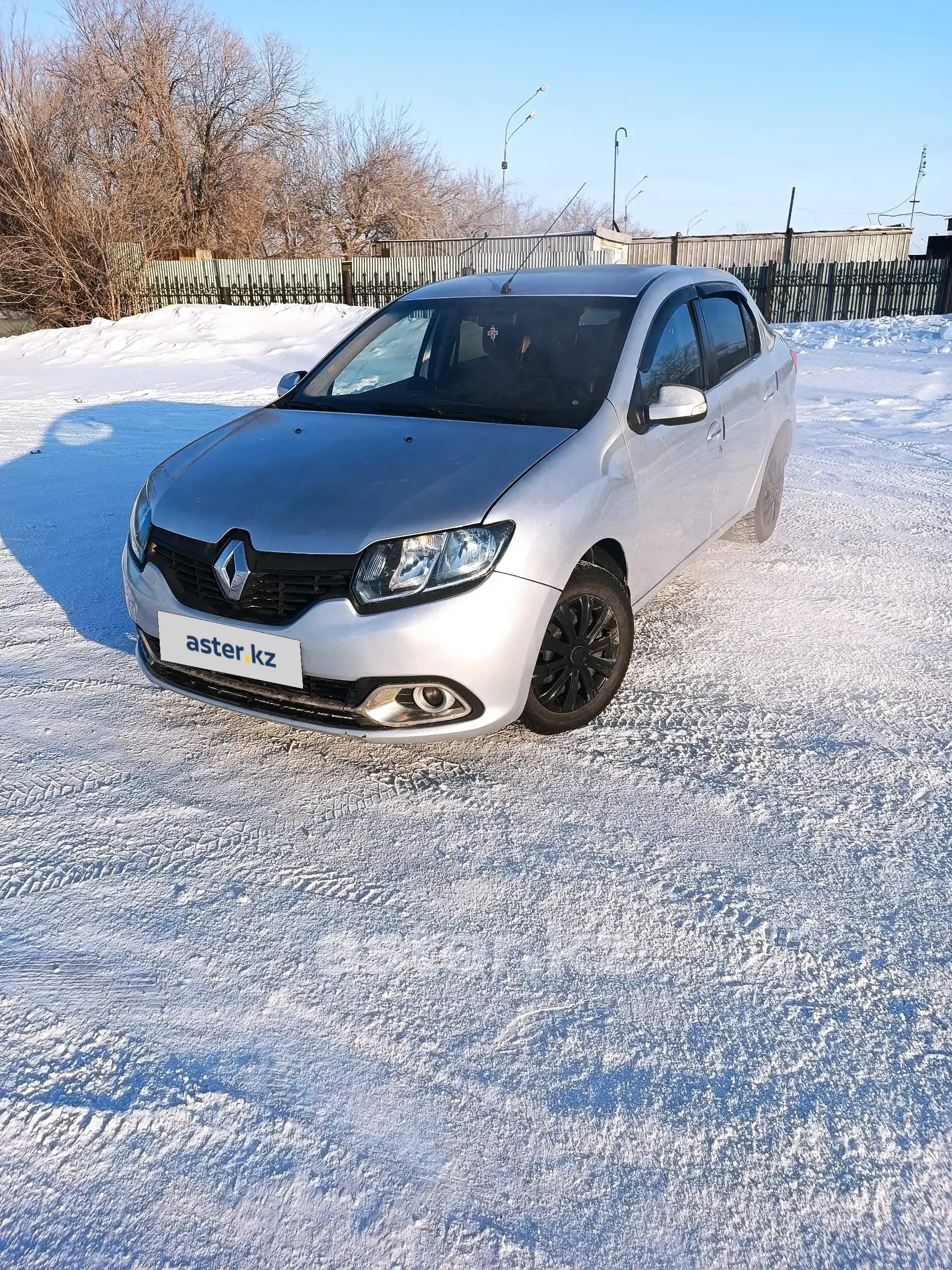 Renault Logan 2014