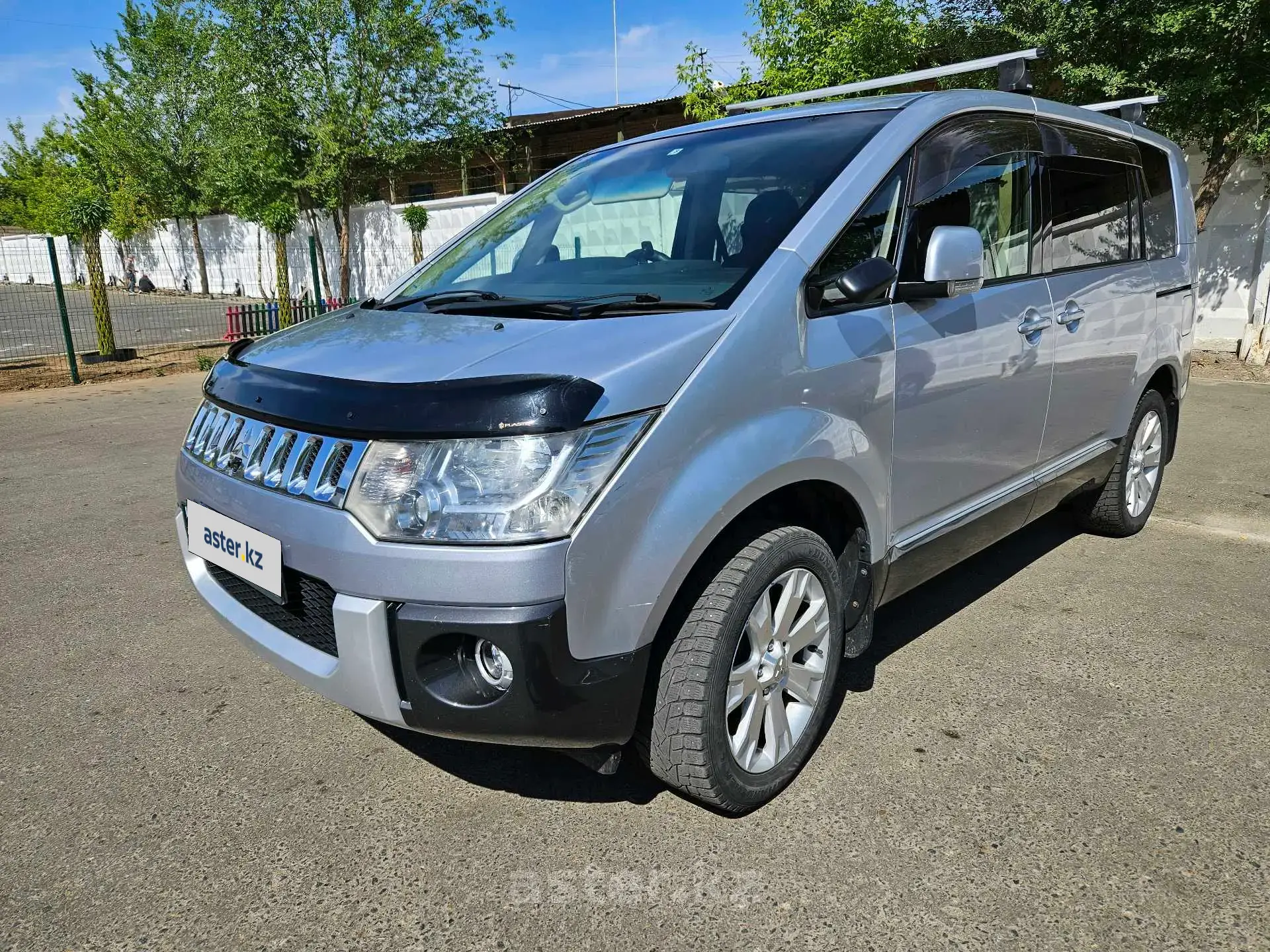 Mitsubishi Delica D:5 2009