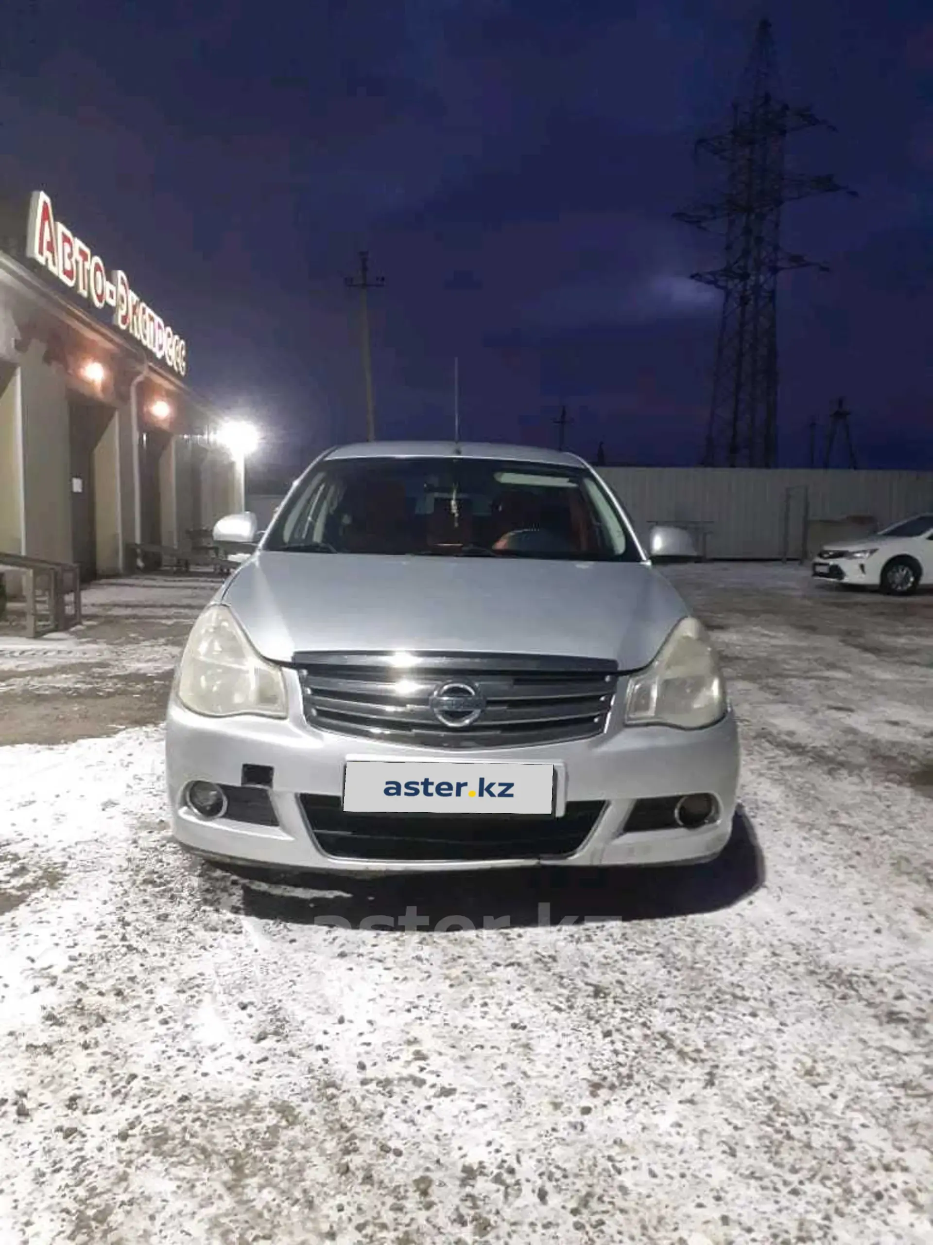 Nissan Almera 2014