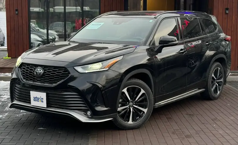 Toyota Highlander 2022 года за 27 490 000 тг. в Алматы