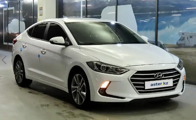 Hyundai Avante 2018 года за 3 100 500 тг. в Алматы