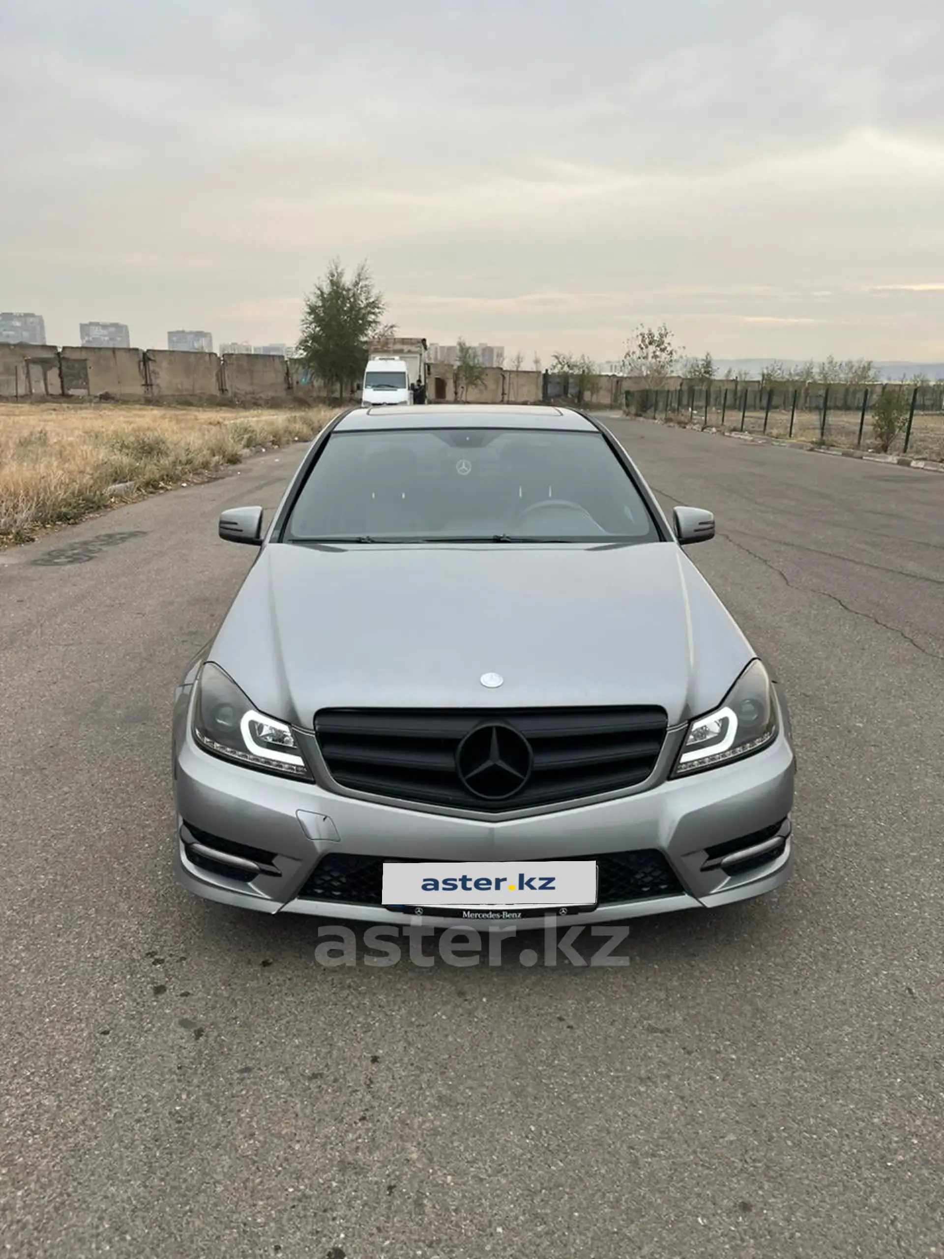 Mercedes-Benz C-Класс 2012