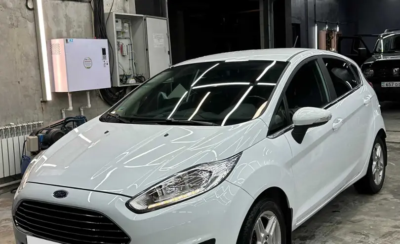 Ford Fiesta 2017 года за 6 100 000 тг. в Алматы