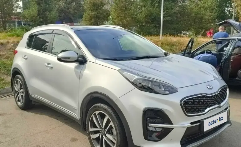 Kia Sportage 2018 года за 11 600 000 тг. в Алматы фото 3
