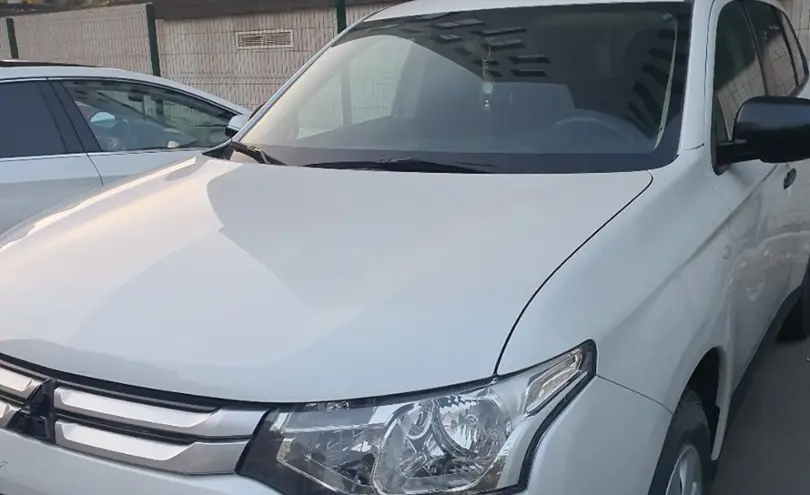 Mitsubishi Outlander 2014 года за 8 100 000 тг. в Астана