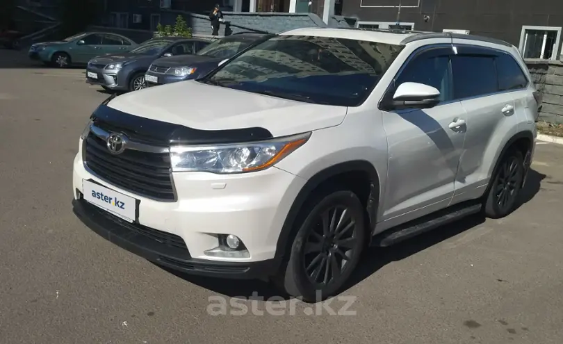 Toyota Highlander 2014 года за 17 000 000 тг. в Кокшетау