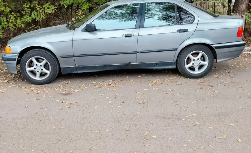 BMW 3 серии 1991 года за 800 000 тг. в Алматы