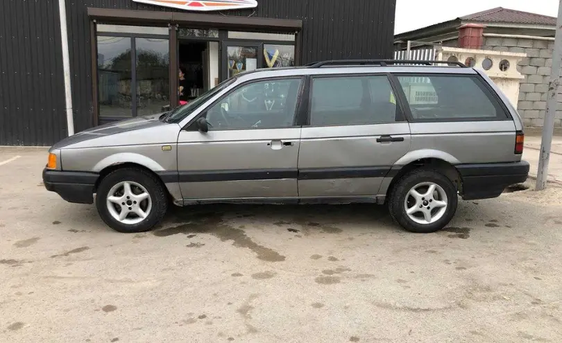 Volkswagen Passat 1991 года за 825 000 тг. в Алматы