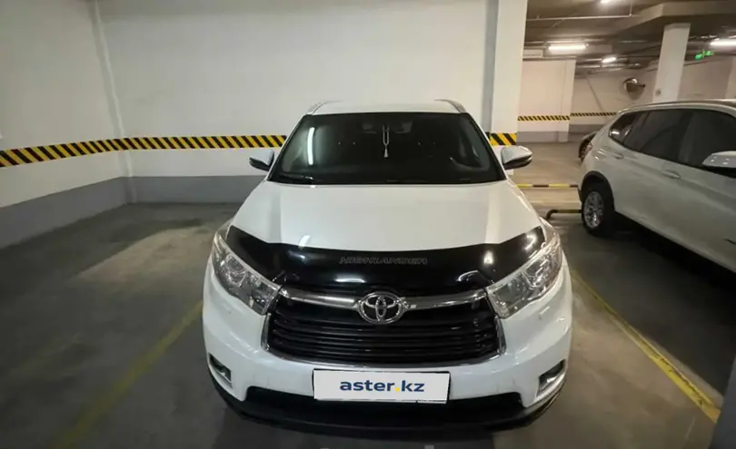 Toyota Highlander 2014 года за 15 000 000 тг. в Алматы