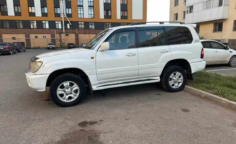 Toyota Land Cruiser 2006 года за 8 000 000 тг. в Астана