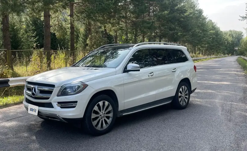 Mercedes-Benz GL-Класс 2015 года за 17 000 000 тг. в Алматы