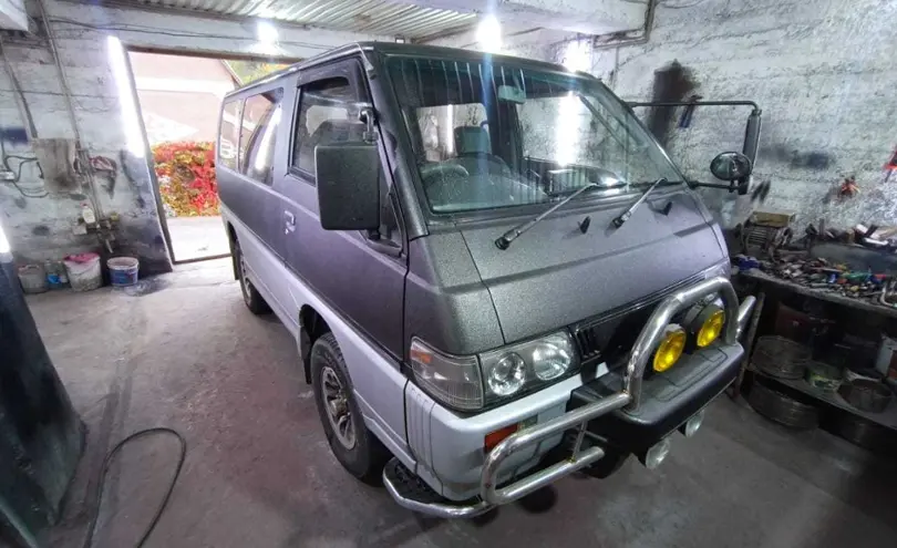 Mitsubishi Delica 1994 года за 3 500 000 тг. в Алматы