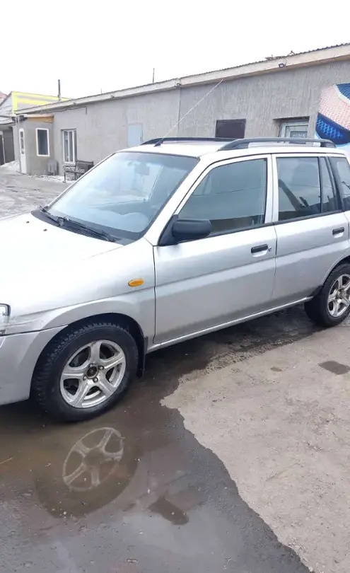 Mazda Demio 2002