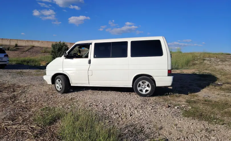 Volkswagen Multivan 1993 года за 3 900 000 тг. в Карагандинская область