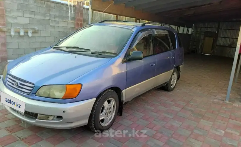 Toyota Ipsum 2000 года за 2 800 000 тг. в Алматы