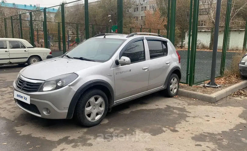 Renault Sandero 2013 года за 3 100 000 тг. в Актобе