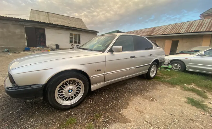 BMW 5 серии 1989 года за 1 000 000 тг. в Алматы